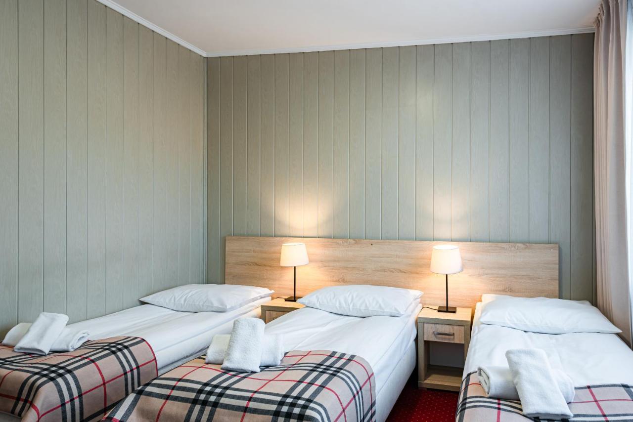 Hotel Dobre Z Lasu Солец-Куявски Экстерьер фото